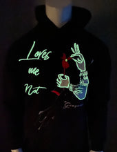 Load image into Gallery viewer, Loves Me Not